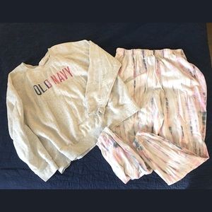 Old Navy sweatshirt and pants